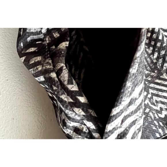 Made for Life Skort Skirt Women Small Black White Geometric Ruffle Golf Tennis - Picture 6 of 8